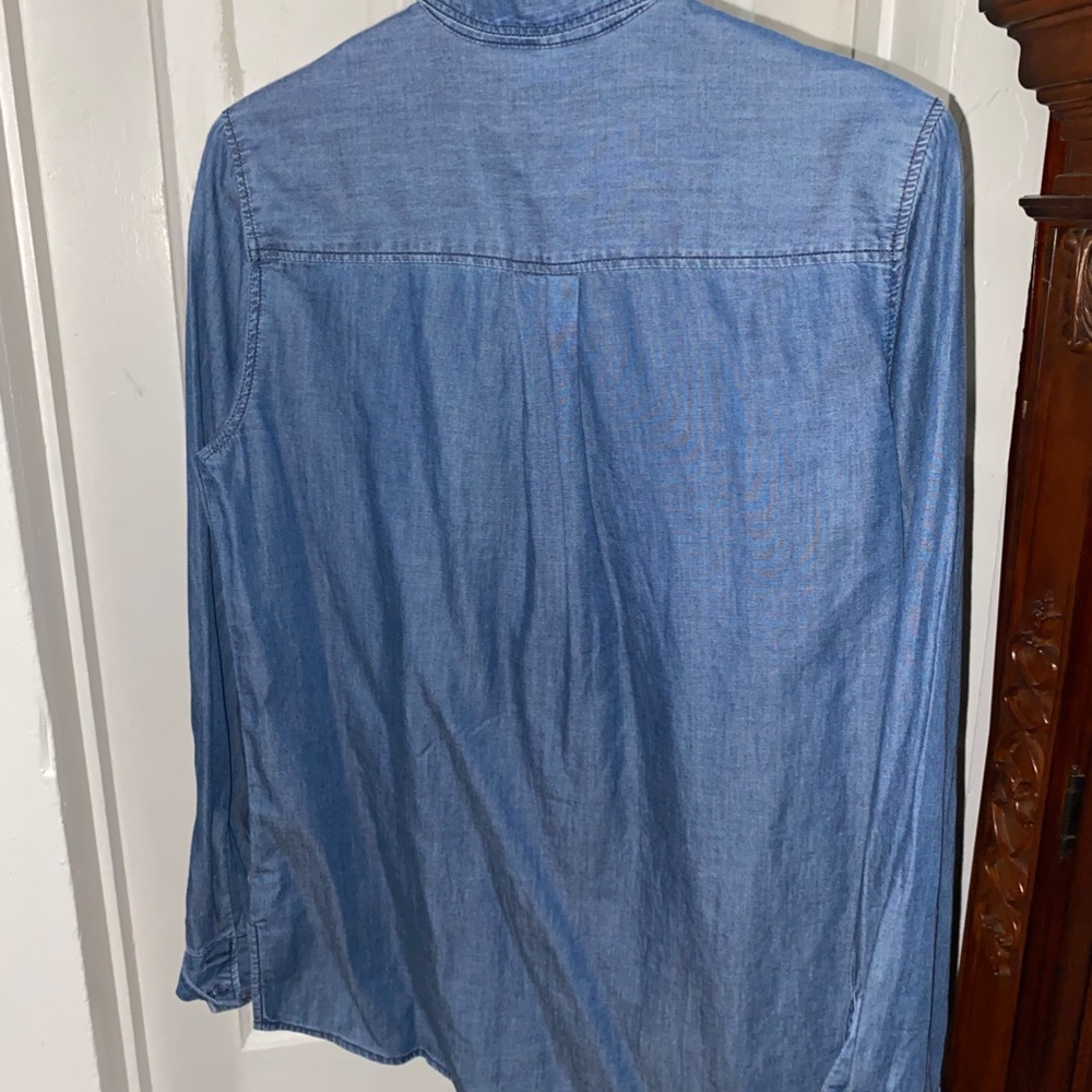 Express button down - Picture 3 of 3